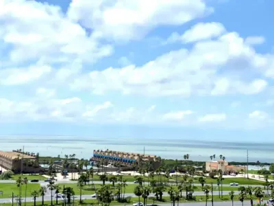 Beachfront 2BR 11th Floor Views, Saida Royale SPI - image 28 of 227