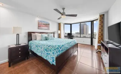 Beachfront 2BR 11th Floor Views, Saida Royale SPI - image 16 of 227