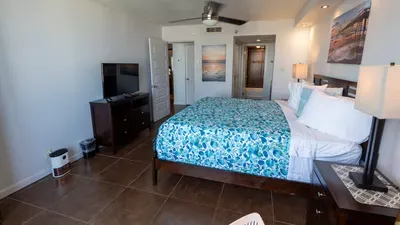 Beachfront 2BR 11th Floor Views, Saida Royale SPI - image 101 of 227