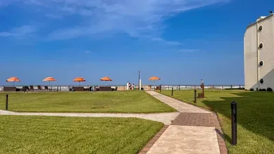 Bahia Mar Beachfront "Remodel " Water Views - image 62 of 82