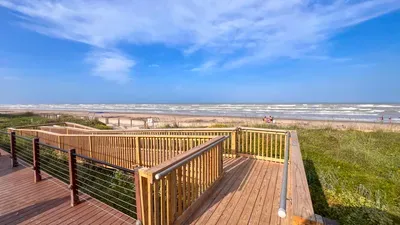 Bahia Mar Beachfront "Remodel " Water Views - image 64 of 82