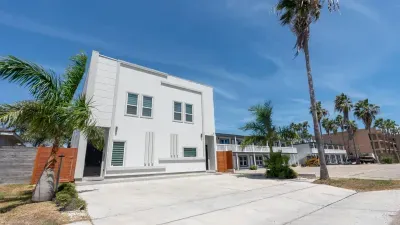 Pool Townhome 250 Steps to Beach - image 21 of 194