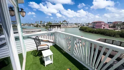 Channelfront " Remodeled " Pool " Boatslips - image 86 of 176