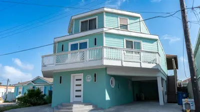 Channelfront " Remodeled " Pool " Boatslips - image 15 of 176