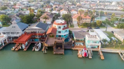 Channelfront " Remodeled " Pool " Boatslips - image 116 of 176