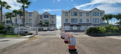 3-Level Bayfront | Boat Dock | Walk-In Pool | SPI - image 67 of 87