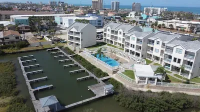 3-Level Bayfront | Boat Dock | Walk-In Pool | SPI - image 84 of 87