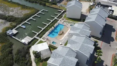 3-Level Bayfront | Boat Dock | Walk-In Pool | SPI - image 80 of 87