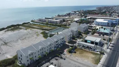 3-Level Bayfront | Boat Dock | Walk-In Pool | SPI - image 75 of 87