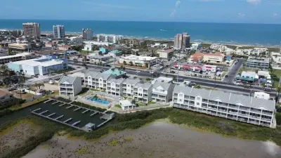 3-Level Bayfront | Boat Dock | Walk-In Pool | SPI - image 83 of 87