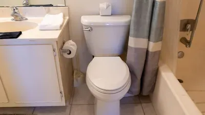 2BR Half Block to Beach, Pool Hot Tub Patio SPI - image 73 of 135
