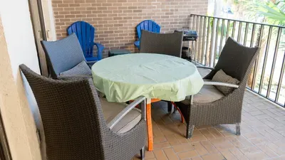 2BR Half Block to Beach, Pool Hot Tub Patio SPI - image 89 of 135