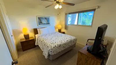 2BR Half Block to Beach, Pool Hot Tub Patio SPI - image 66 of 135