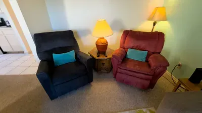2BR Half Block to Beach, Pool Hot Tub Patio SPI - image 46 of 135