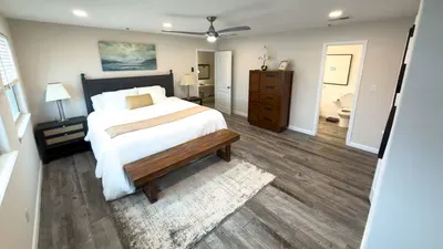 Penthouse Beachfront Views Renovated - image 60 of 133