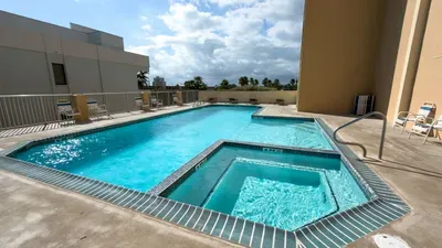 Penthouse Beachfront Views Renovated - image 123 of 133