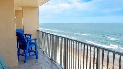 Penthouse Beachfront Views Renovated - image 12 of 133