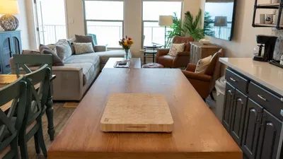 Penthouse Beachfront Views Renovated - image 36 of 133