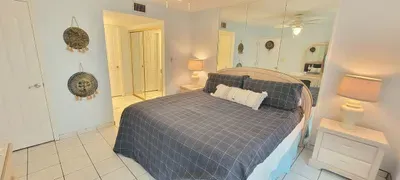 Direct beach front & Resort like heated pool - image 27 of 112