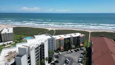 Direct beach front & Resort like heated pool - image 83 of 112