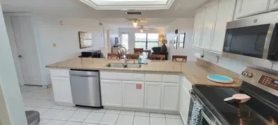 Direct beach front & Resort like heated pool - image 26 of 112