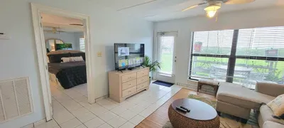 Direct beach front & Resort like heated pool - image 61 of 112