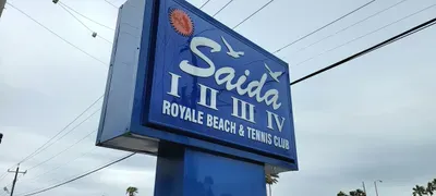 Direct beach front & Resort like heated pool - image 12 of 112