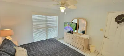 Direct beach front & Resort like heated pool - image 69 of 112