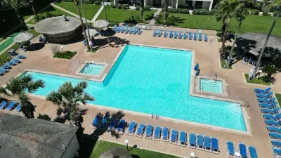 Direct beach front & Resort like heated pool - image 55 of 112