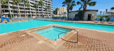 Direct beach front & Resort like heated pool - image 88 of 112