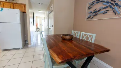 New 3BR Townhome, Heated Pool, Beach Steps SPI - image 32 of 180