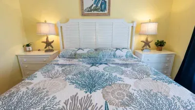 New 3BR Townhome, Heated Pool, Beach Steps SPI - image 68 of 180