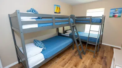 New 3BR Townhome, Heated Pool, Beach Steps SPI - image 104 of 180