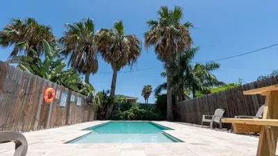 New 3BR Townhome, Heated Pool, Beach Steps SPI - image 132 of 180