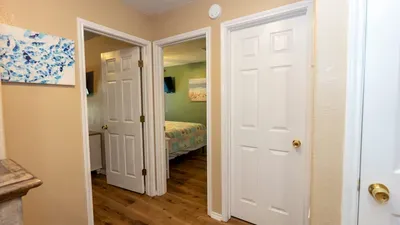 New 3BR Townhome, Heated Pool, Beach Steps SPI - image 26 of 180