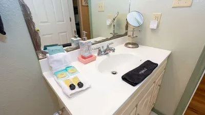 New 3BR Townhome, Heated Pool, Beach Steps SPI - image 103 of 180