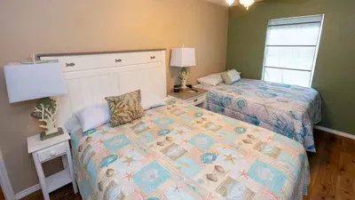 New 3BR Townhome, Heated Pool, Beach Steps SPI - image 7 of 180