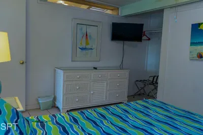 Throwback Vibes "Near Beach "Great Deck - image 31 of 57