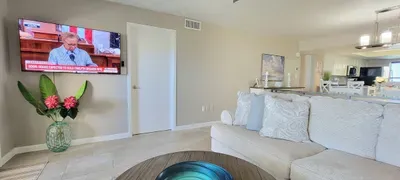 Remodeled 3BR Gulf View Corner | Saida Towers SPI - image 41 of 93