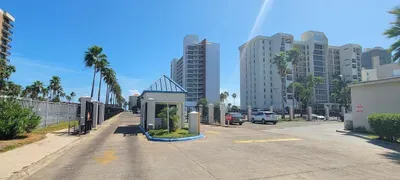 Remodeled 3BR Gulf View Corner | Saida Towers SPI - image 64 of 93