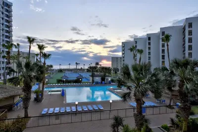 Remodeled 3BR Gulf View Corner | Saida Towers SPI - image 92 of 93
