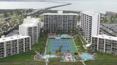 Remodeled 3BR Gulf View Corner | Saida Towers SPI - image 52 of 93