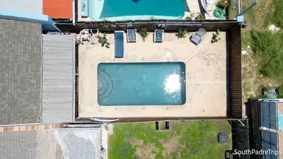 Sparky’s Pool House | Private 2 Levels | BBQ | SPI - image 112 of 123