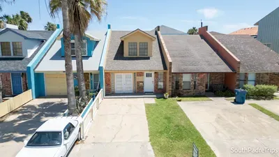 Sparky’s Pool House | Private 2 Levels | BBQ | SPI - image 122 of 123