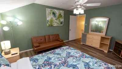 Sparky’s Pool House | Private 2 Levels | BBQ | SPI - image 88 of 123