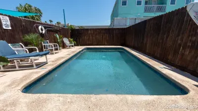 Sparky’s Pool House | Private 2 Levels | BBQ | SPI - image 74 of 123