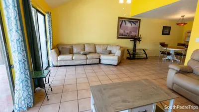 Sparky’s Pool House | Private 2 Levels | BBQ | SPI - image 38 of 123