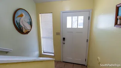 Sparky’s Pool House | Private 2 Levels | BBQ | SPI - image 23 of 123