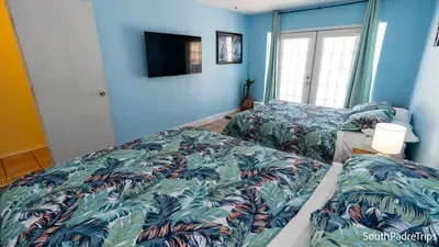 Sparky’s Pool House | Private 2 Levels | BBQ | SPI - image 79 of 123