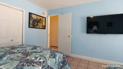 Sparky’s Pool House | Private 2 Levels | BBQ | SPI - image 80 of 123